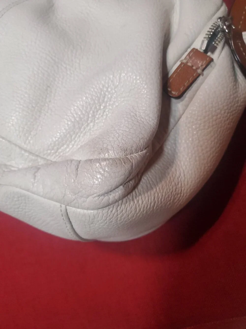 Authentic Coach leather shoulder bag